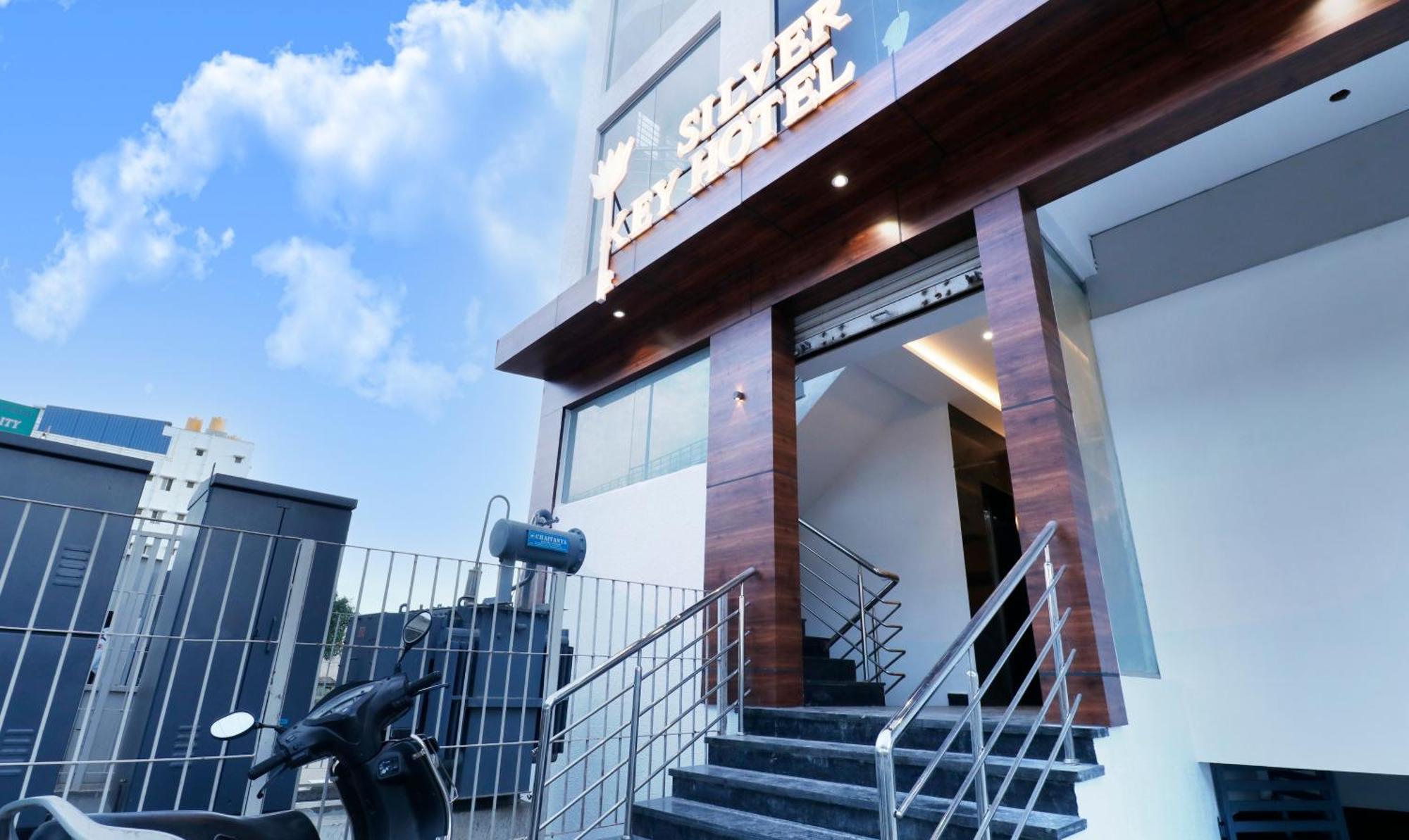 Itsy Hotels Silver Keys Kammasandra ภายนอก รูปภาพ